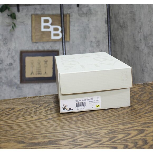 NWT Naturalizer Bristol Ankle Strap Chunky Block Heel Sandal Black Smooth 7M - Picture 15 of 16